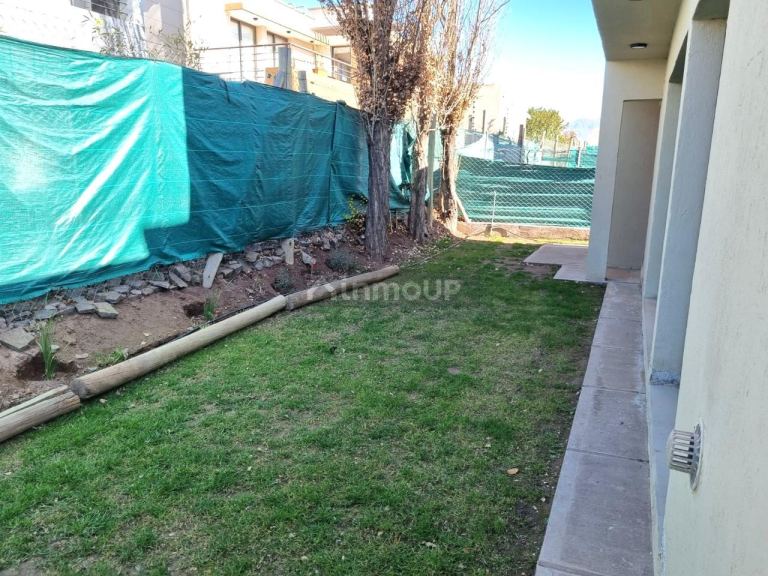 Casa en Alquiler en Lujan de Cuyo, Mendoza