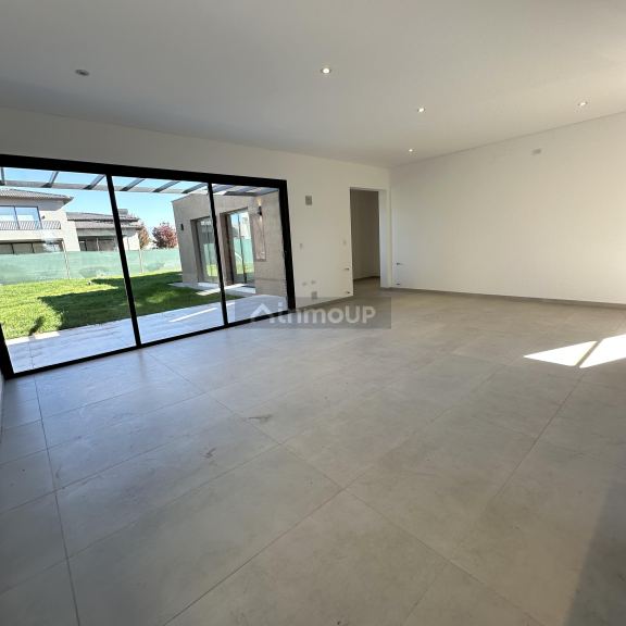 Casa en Venta en Maipu, Mendoza