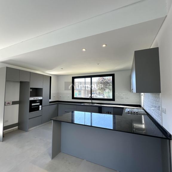 Casa en Venta en Maipu, Mendoza
