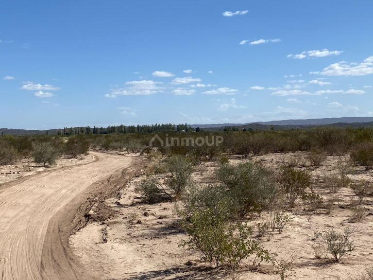 Campo en Venta en Maipu, Mendoza
