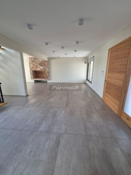 Casa en Alquiler en Maipu, Mendoza