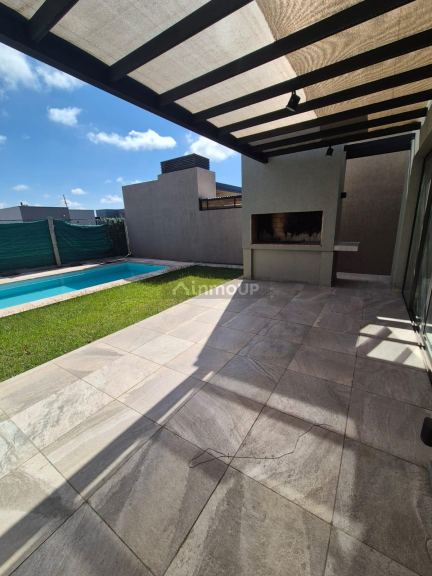 Casa en Alquiler en Maipu, Mendoza