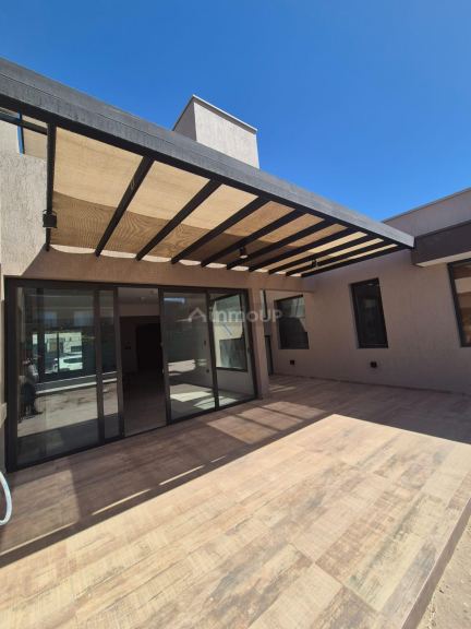 Casa en Alquiler en Maipu, Mendoza