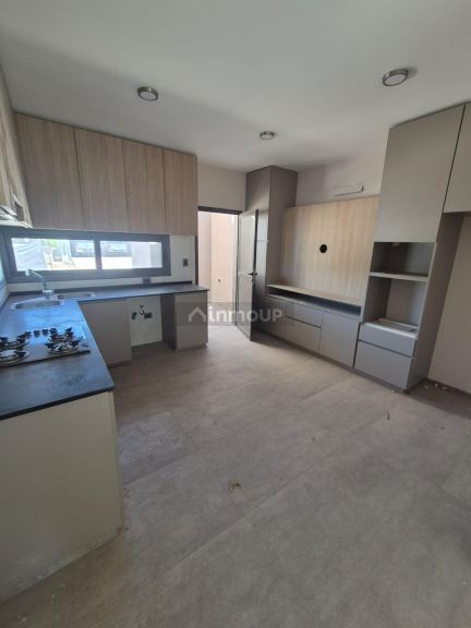 Casa en Alquiler en Maipu, Mendoza