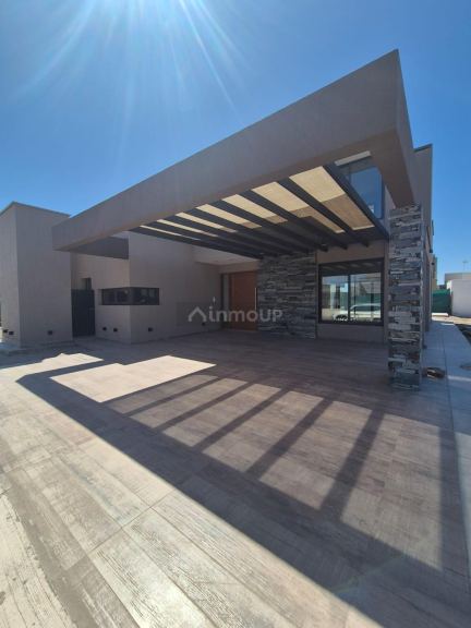 Casa en Alquiler en Maipu, Mendoza