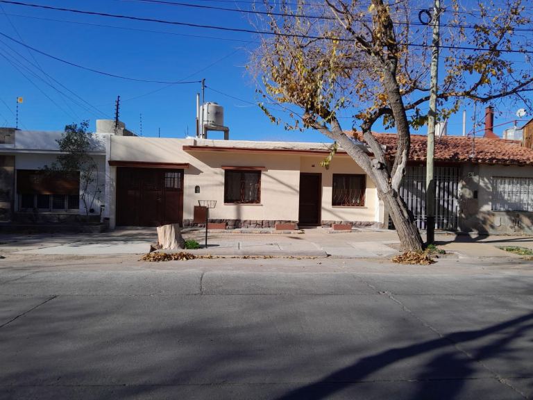 Casa en Alquiler en Capital, Mendoza