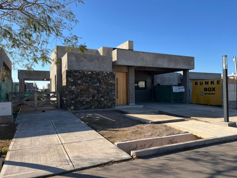 Casa en Venta en Maipu, Mendoza