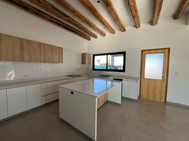 Casa en Venta en Maipu, Mendoza