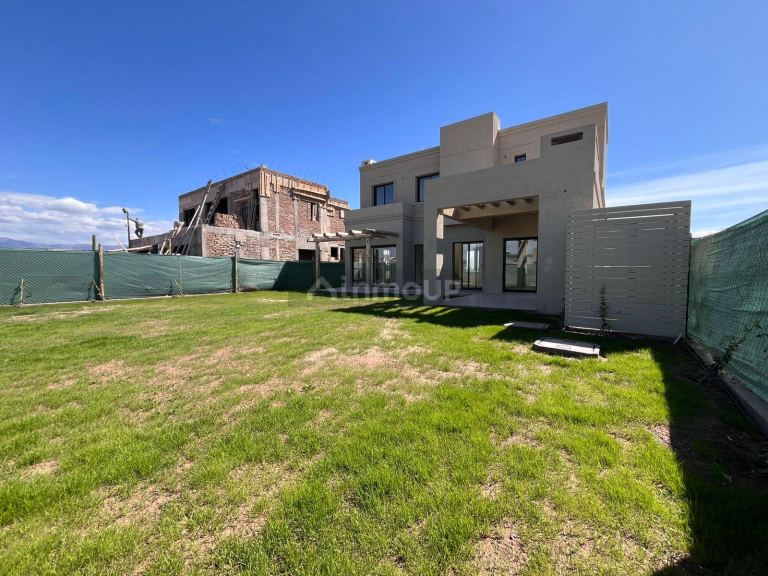 Casa en Venta en Lujan de Cuyo, Mendoza