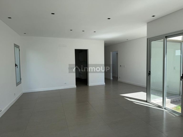Casa en Alquiler en Maipu, Mendoza