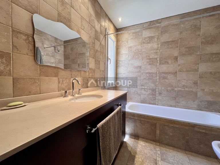 Casa en Venta en Las Heras, Mendoza