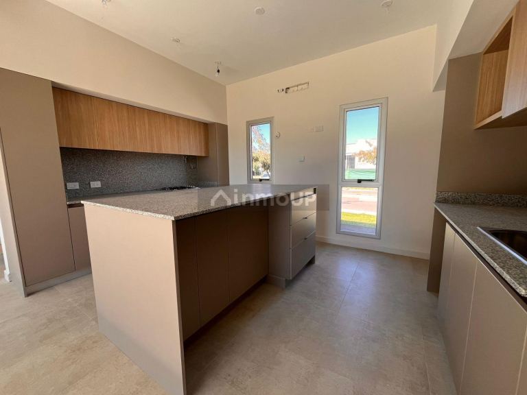 Casa en Venta en Maipu, Mendoza