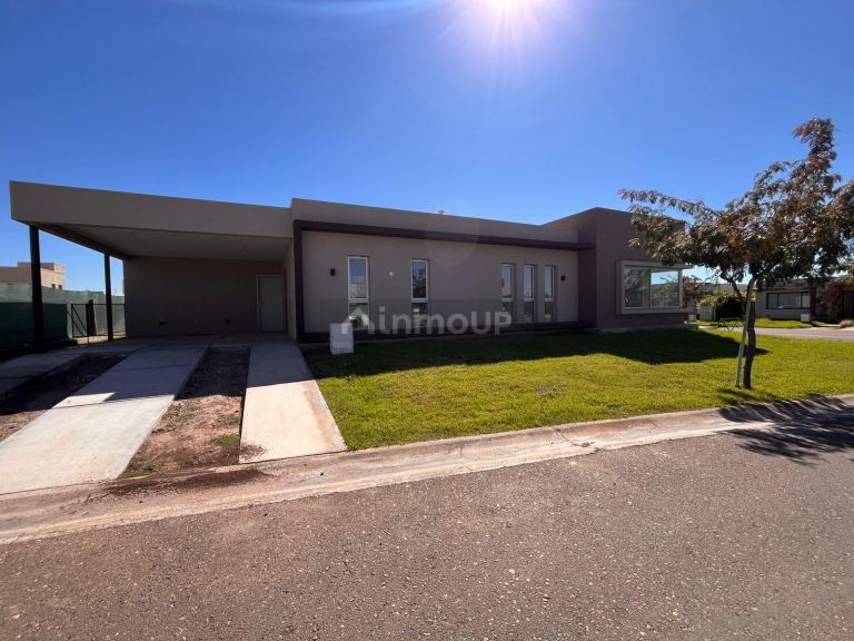 Casa en Venta en Maipu, Mendoza