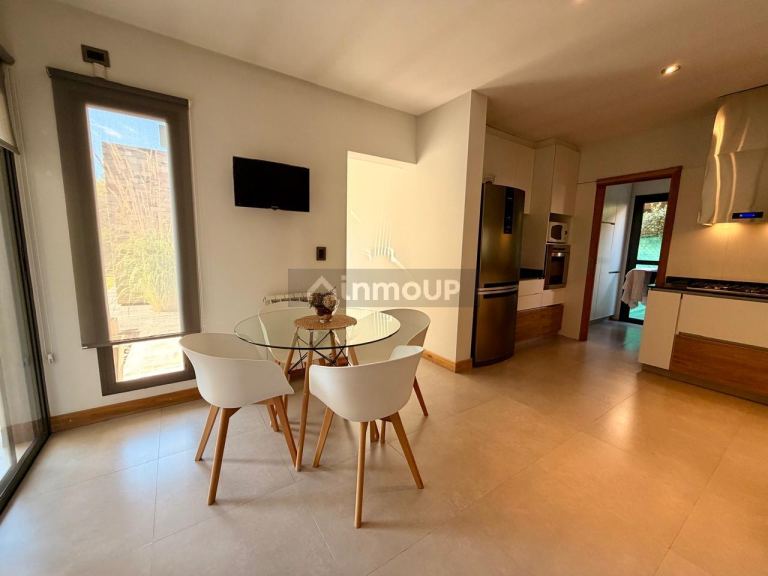 Casa en Venta en Maipu, Mendoza