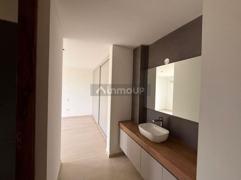 Casa en Alquiler en Maipu, Mendoza