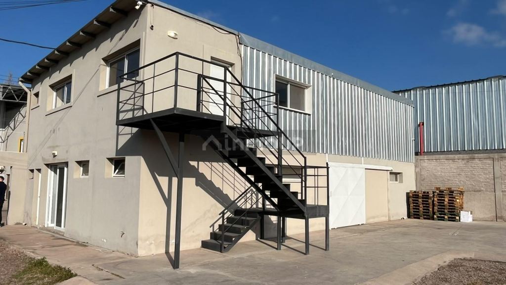 Galpon en Venta en Godoy Cruz, Mendoza - USD 290.000 | Inmoup - 8