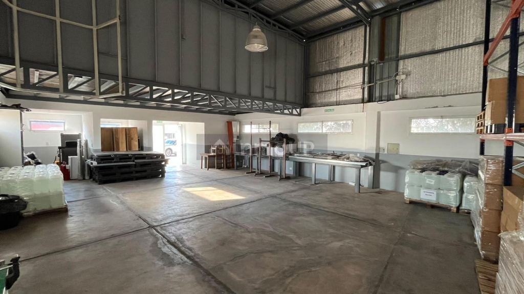 Galpon en Venta en Godoy Cruz, Mendoza - USD 290.000 | Inmoup - 14