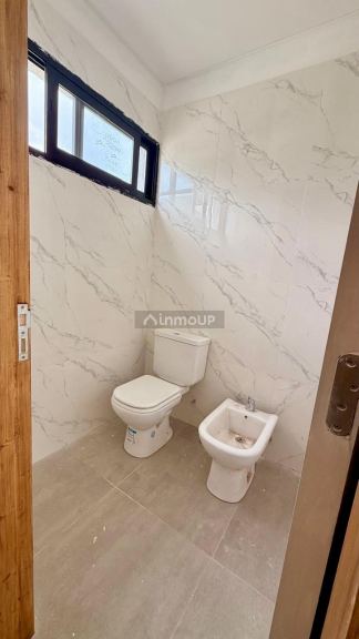 Casa en Venta en Lujan de Cuyo, Mendoza - USD 200.000 | Inmoup - 10