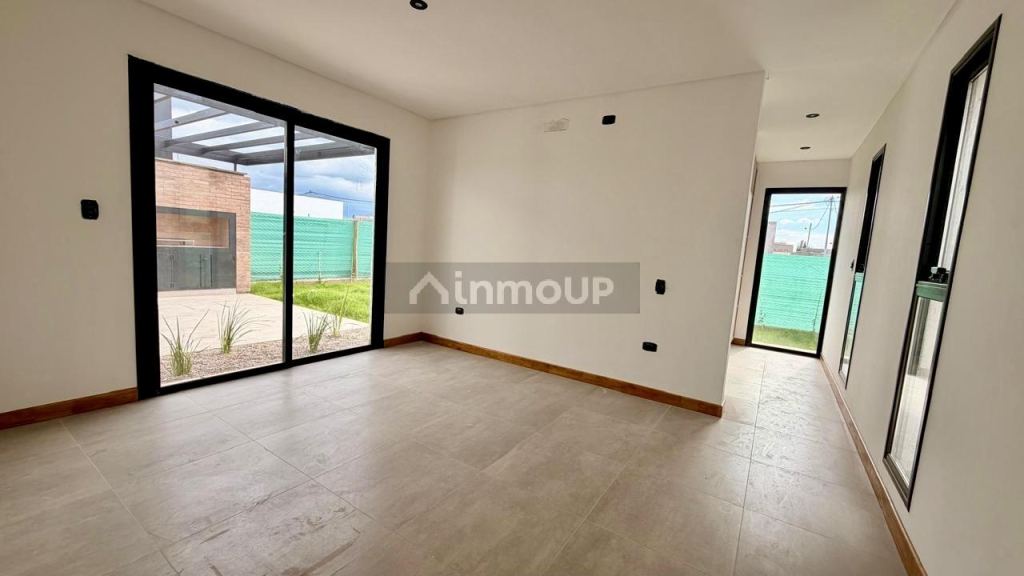Casa en Venta en Lujan de Cuyo, Mendoza - USD 200.000 | Inmoup - 6