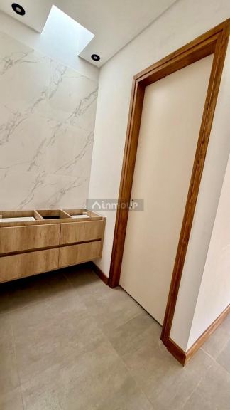 Casa en Venta en Lujan de Cuyo, Mendoza - USD 200.000 | Inmoup - 8