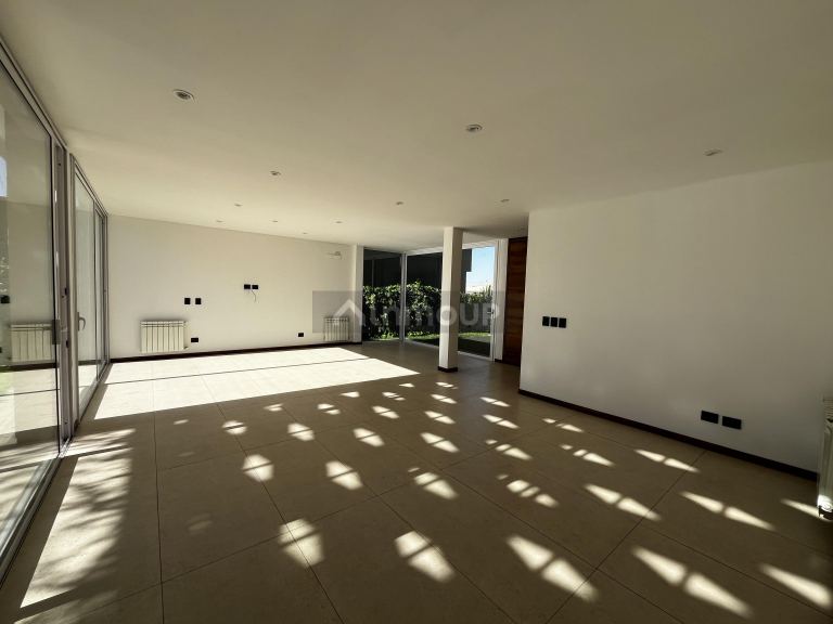Casa en Alquiler en Lujan de Cuyo, Mendoza