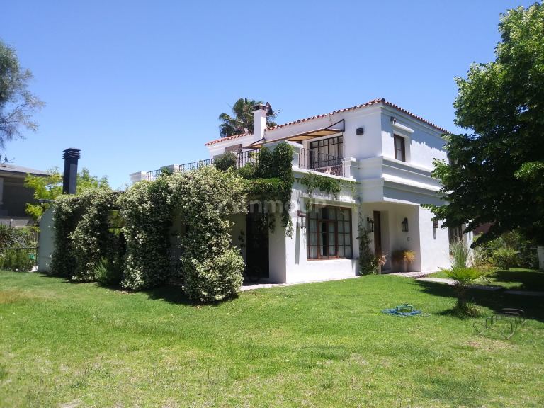 Casa en Venta en Guaymallen, Mendoza