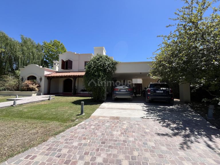 Casa en Venta en Lujan de Cuyo, Mendoza