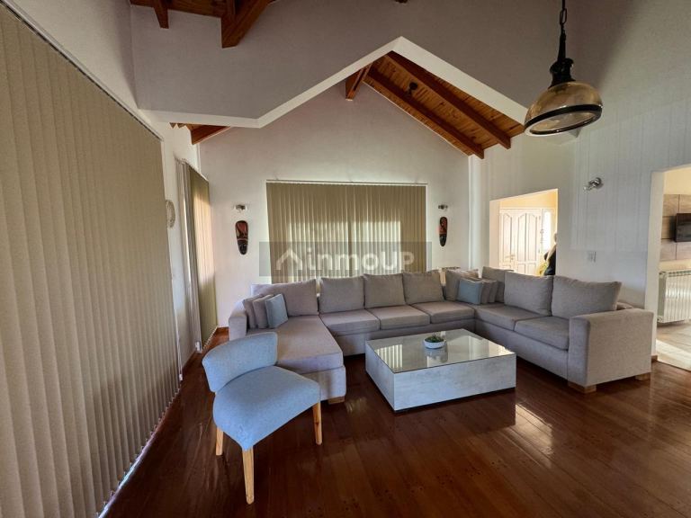 Casa en Venta en Guaymallen, Mendoza