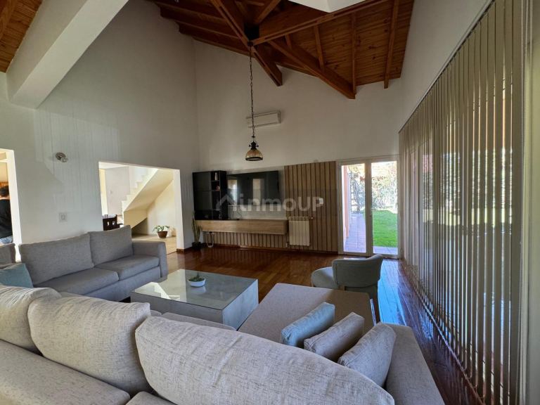 Casa en Venta en Guaymallen, Mendoza