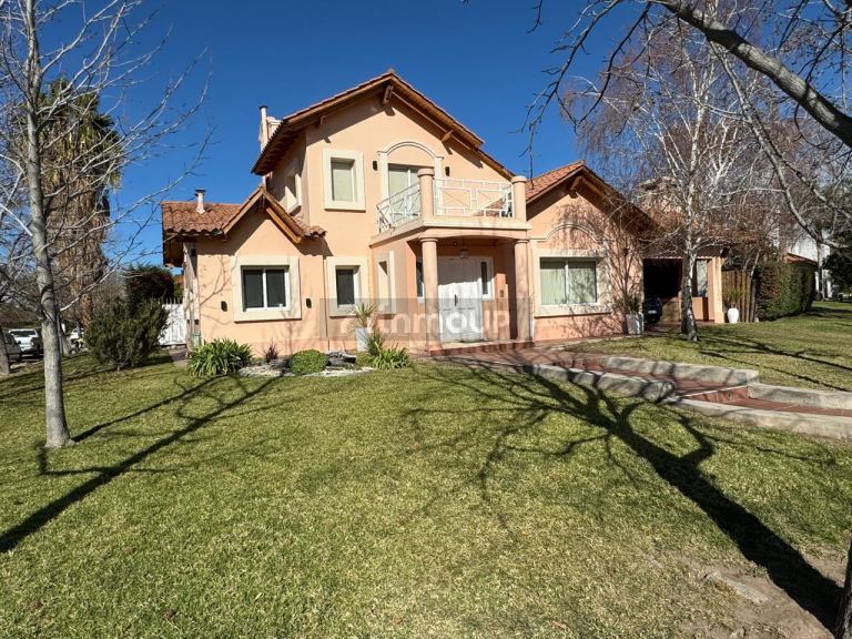 Casa en Venta en Guaymallen, Mendoza