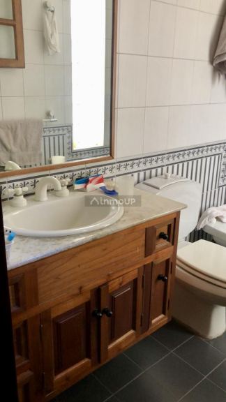 Casa en Venta en Capital, Mendoza - USD 150.000 | Inmoup - 16