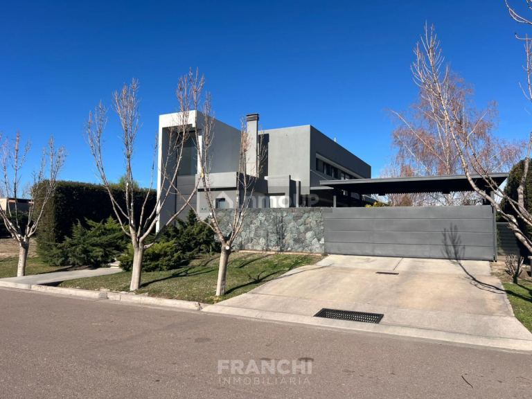 Casa en Venta en Lujan de Cuyo, Mendoza