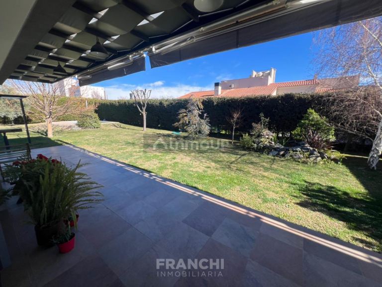 Casa en Venta en Lujan de Cuyo, Mendoza