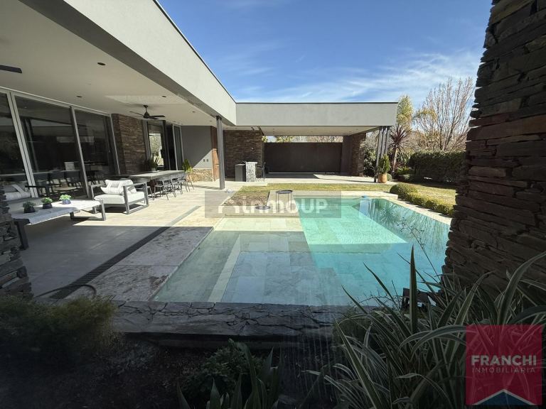 Casa en Venta en Lujan de Cuyo, Mendoza