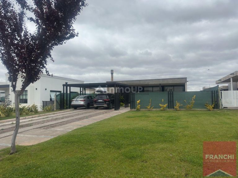 Casa en Venta en Lujan de Cuyo, Mendoza