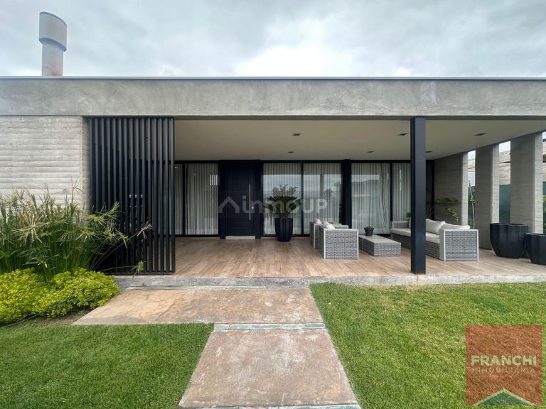 Casa en Venta en Lujan de Cuyo, Mendoza