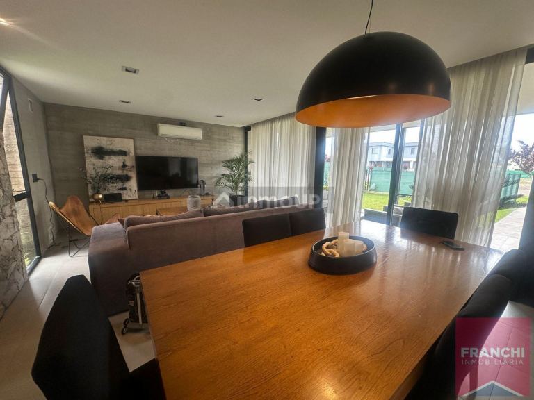 Casa en Venta en Lujan de Cuyo, Mendoza