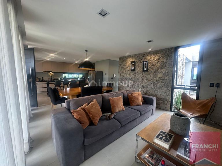 Casa en Venta en Lujan de Cuyo, Mendoza