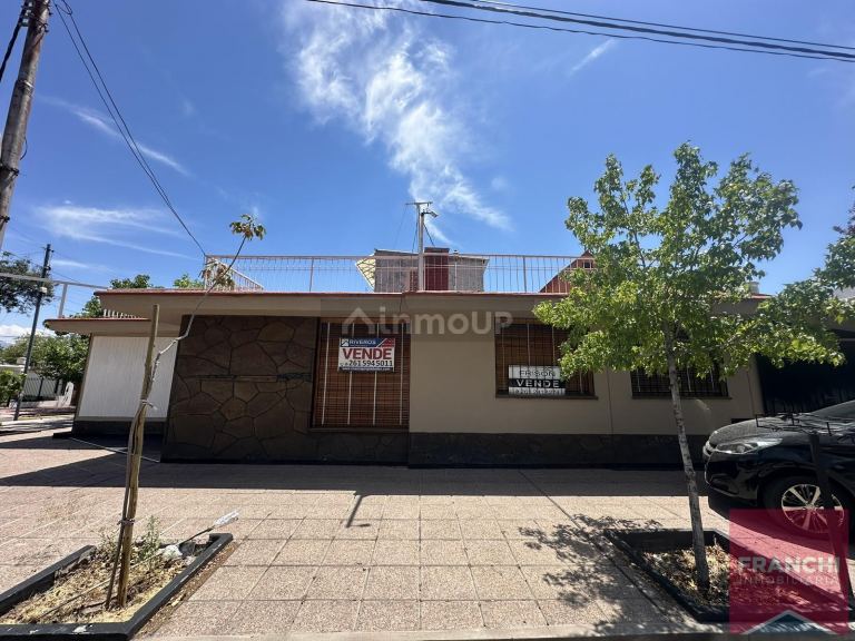 Casa en Venta en Guaymallen, Mendoza