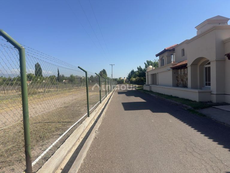 Casa en Venta en Lujan de Cuyo, Mendoza