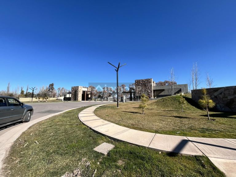 Terreno en Venta en Lujan de Cuyo, Mendoza