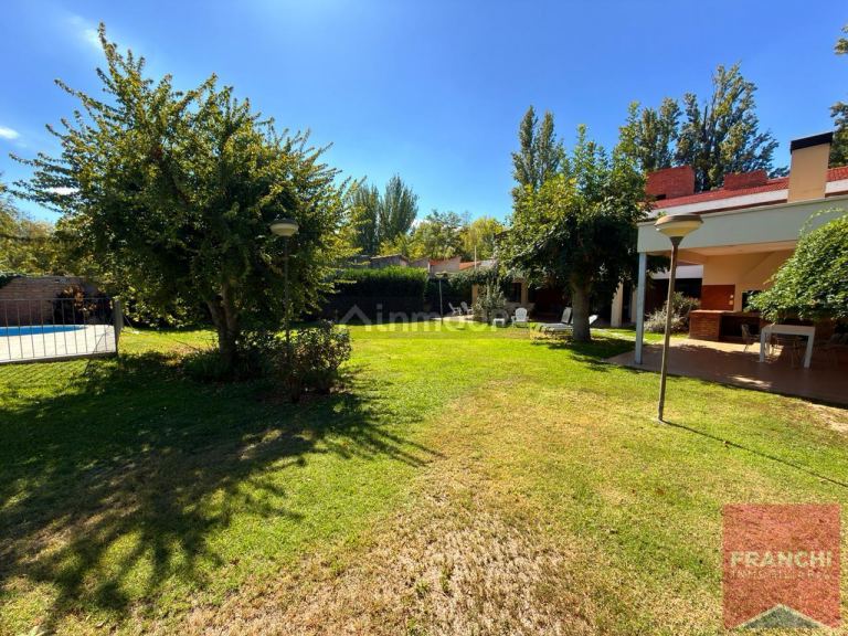 Casa en Venta en Lujan de Cuyo, Mendoza