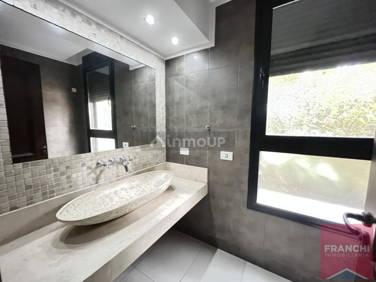 Casa en Venta en Lujan de Cuyo, Mendoza - USD 1.500.000 | Inmoup - 20
