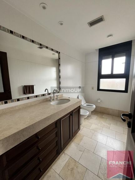 Casa en Venta en Lujan de Cuyo, Mendoza - USD 1.500.000 | Inmoup - 30