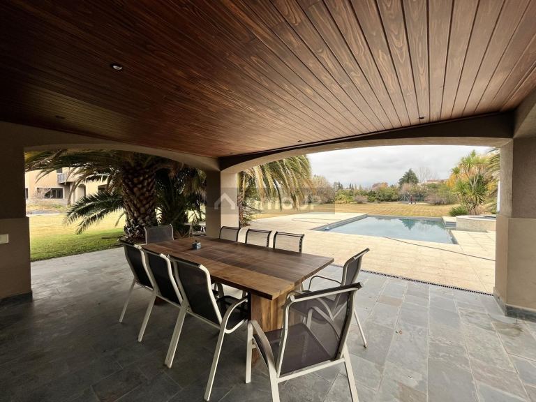 Casa en Venta en Lujan de Cuyo, Mendoza - USD 2.300.000 | Inmoup - 94