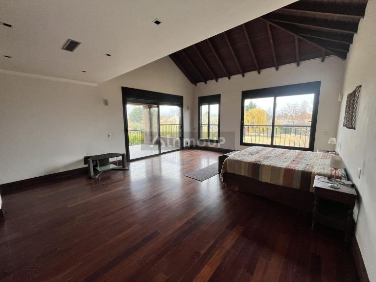 Casa en Venta en Lujan de Cuyo, Mendoza - USD 2.300.000 | Inmoup - 25