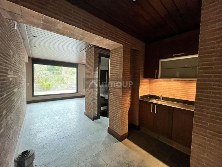 Casa en Venta en Lujan de Cuyo, Mendoza - USD 2.300.000 | Inmoup - 77