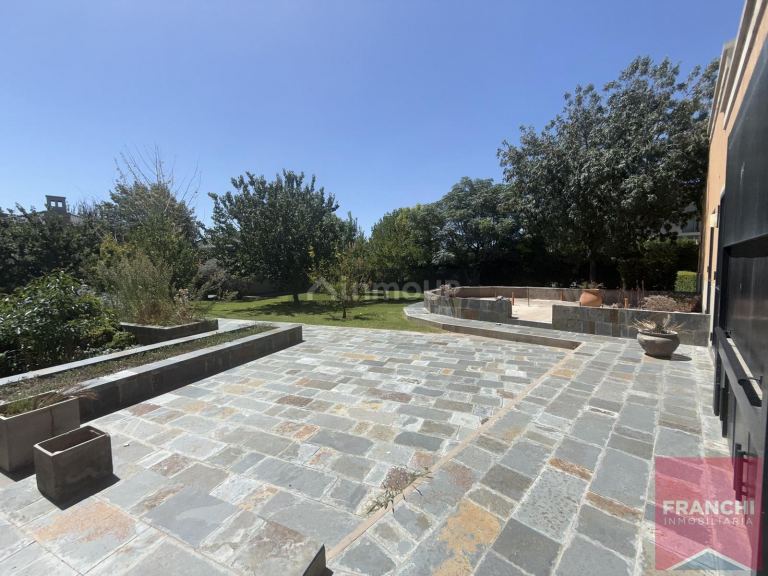 Casa en Venta en Lujan de Cuyo, Mendoza - USD 1.500.000 | Inmoup - 65