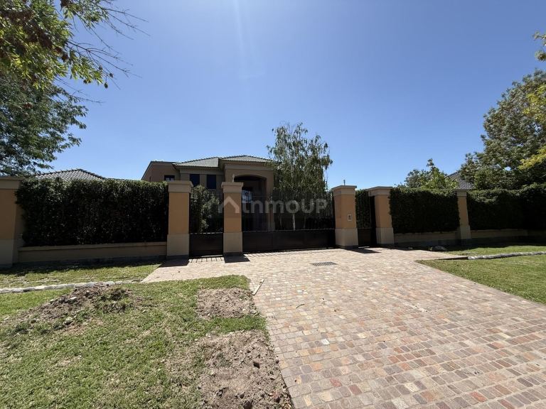 Casa en Venta en Lujan de Cuyo, Mendoza - USD 2.300.000 | Inmoup - 106