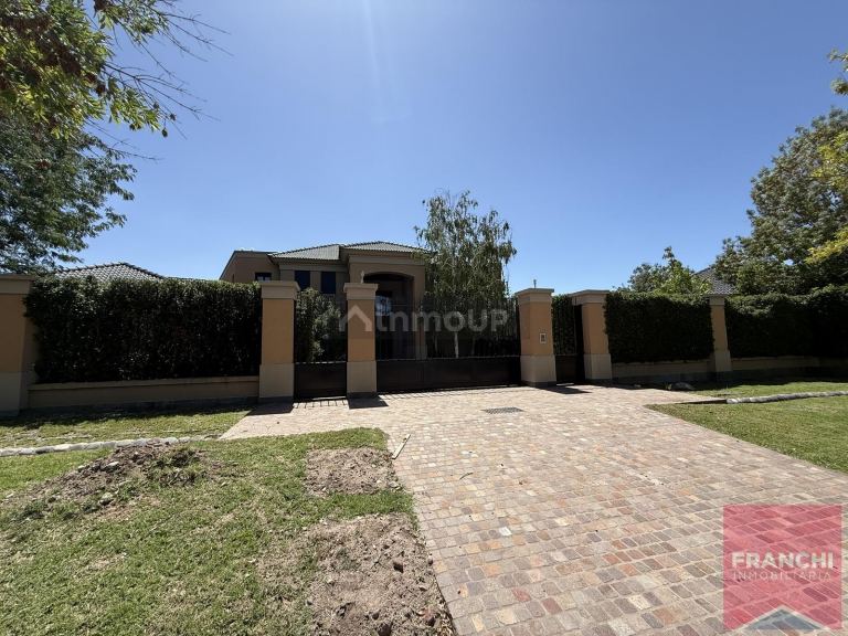 Casa en Venta en Lujan de Cuyo, Mendoza - USD 1.500.000 | Inmoup - 82